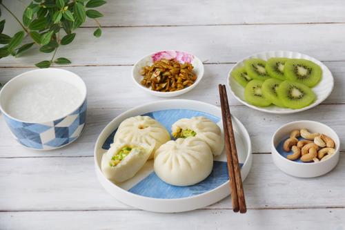 饮食