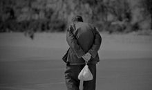 描写人物背影的片段