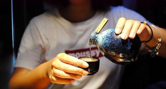 甚至更加微弱