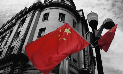 年轻人处于民族富裕中