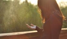 形容伤感的语句:像失望和委屈,这种东西没必要解释