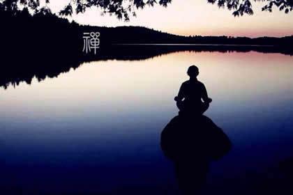 精神状态沉着冷静