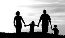 父母动作描写的句子