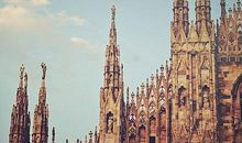 经典走心的句子：当你发现时间是贼了，他早已偷光你的选择