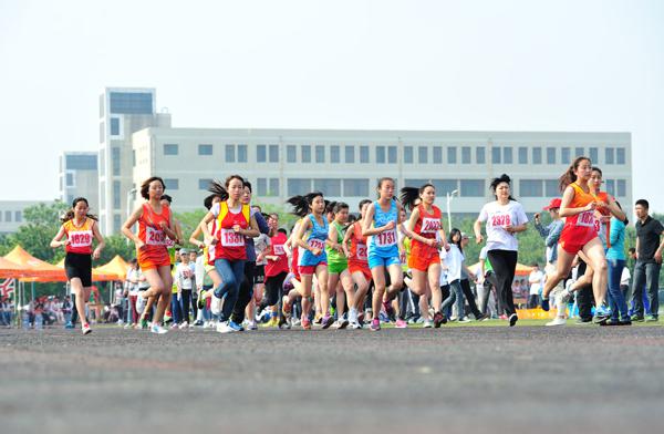 加强和努力学习为国家服务