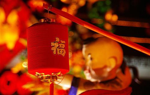 老师在我们上学的路上给了我们很多指导和帮助