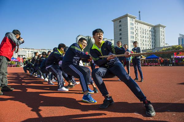 共同努力取得巨大成果