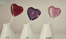 深爱一个人的说说句子：自从遇见了你，我连瓶盖都拧不开了