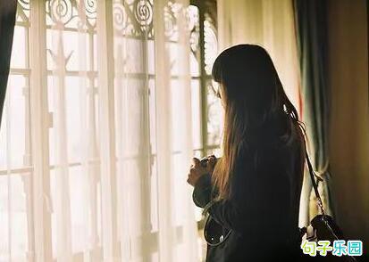 如果一杯葡萄酒可以吞下所有的不满