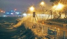 描写暴雨的句子