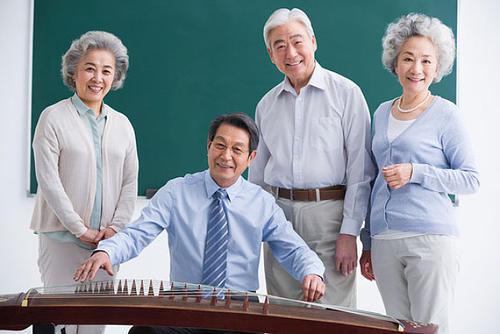 请享受编辑编写的有关老人幸福的句子