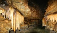 描写溶洞的句子