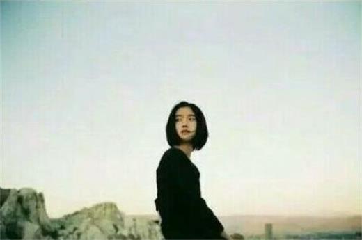 不沉重
