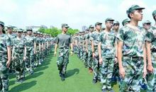 描述军训开心的句子