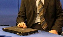 张瑞敏关于市场的句子