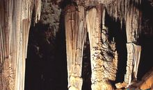 描写石钟乳的句子