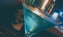 去清吧发朋友圈的说说 清吧听歌的心情的说说