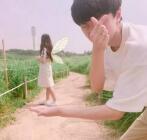 用一两个简单而深刻的话来称赞女友