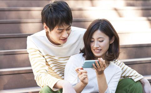 让我们看一下小编编的关于如何使一个人开心的句子  1