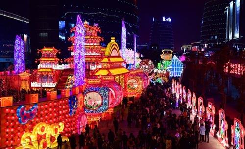 到今年年底