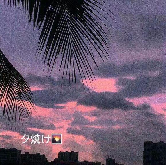 躲在云层中一会儿