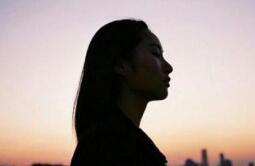 家庭是每个人的希望的怀抱