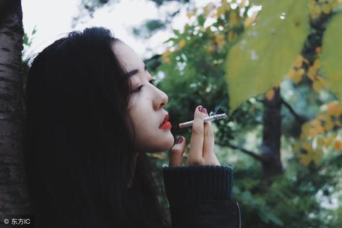 有些人注定在其他人的生活中扮演微不足道的角色