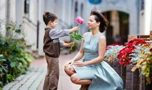 赞美母亲的句子53句