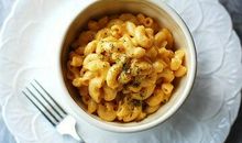 励志走心的句子：不做最好的别人，只做最闪耀的自己