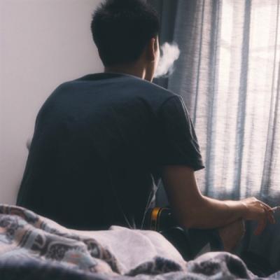 以下是由编辑编纂的一句话