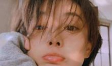 人物开心快乐的神态句子