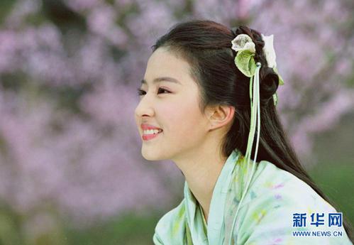 但是我不得不对你说：世界上没有比你更美丽的女孩了