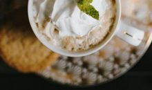 描写小孩六一开心的句子