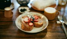 好友一起吃开心的句子