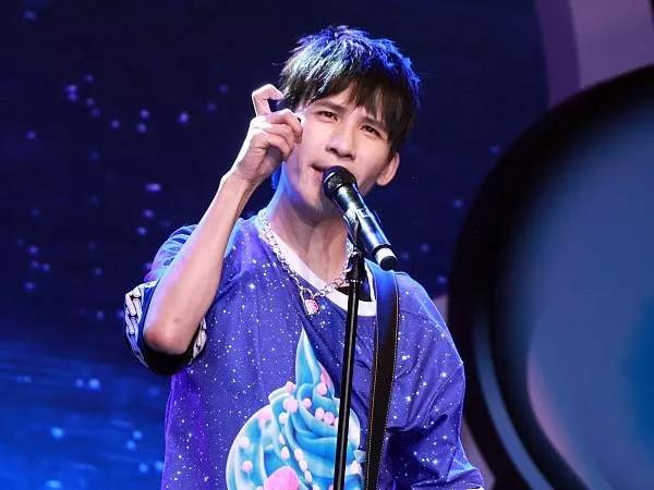 达章伟从出道到现在都脱口而出