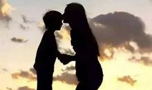 跟妈妈一起开心的句子