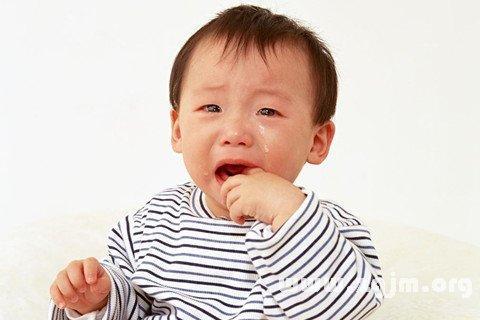   梦见小男孩在哭