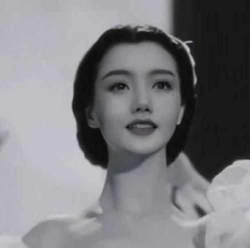 以下是一些有关编辑不满意的句子
