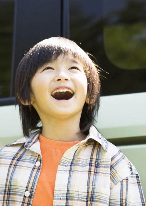 让我们看一下小编编写的非常高兴和高兴的句子