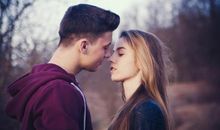 如何哄男生开心的句子