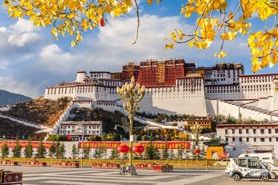 11.让微风带给您芬芳的香气，为您切开一片云团，使色彩缤纷的部分成环，以星光向您发送想法，为您发送文本消息，让您享乐。我可以为你的美好生活祈祷。