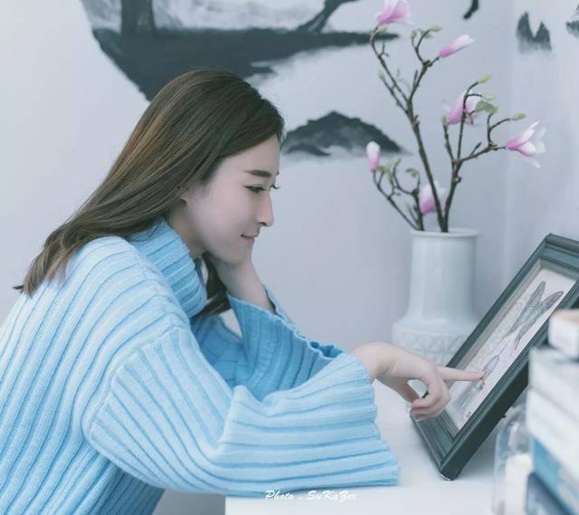 15.达县生活在一个大国，知识渊博，被列为交乡人，自然而然地是第二，学习经验丰富。