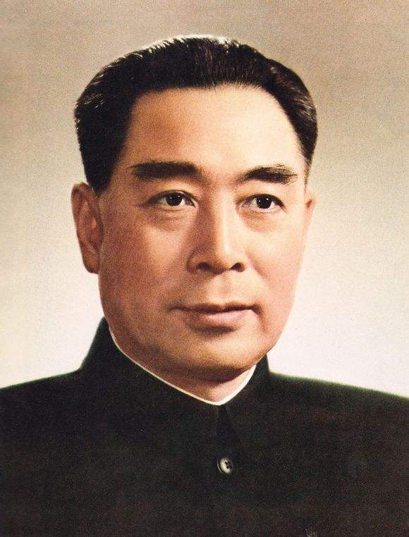 15.在这个时代和这个时代的人民中，我们付出了更多的代价，才能更好地为后代享受社会主义的幸福。
