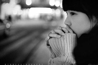 20.没有人不伪善，但有些人偶尔伪善。有些人向来伪善。