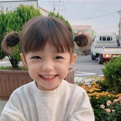 可爱的qq个性签名女孩2