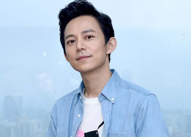 15.人群向他寻找了数千百度，命运无法阻止他。