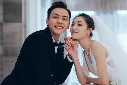 7.我希望你和我上同一所高中和大学，成为一生的好朋友。