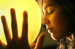 12.实际上，世界上最幸福的童话只是为了使柴火，大米，油和盐一起生存。