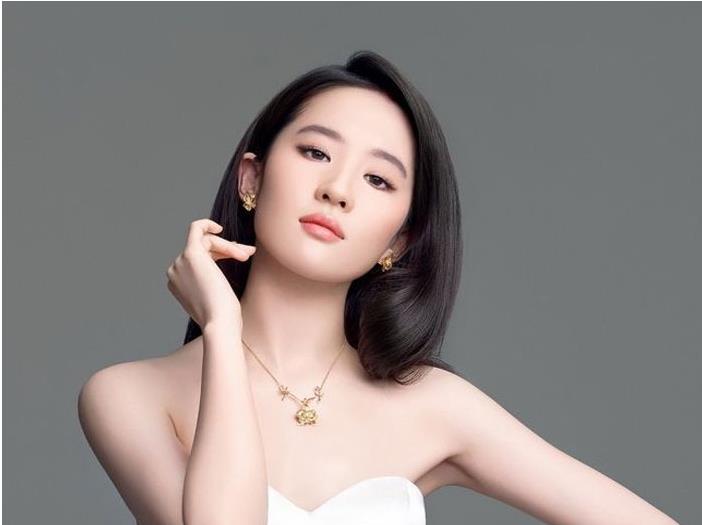 女人必须活得简短易懂