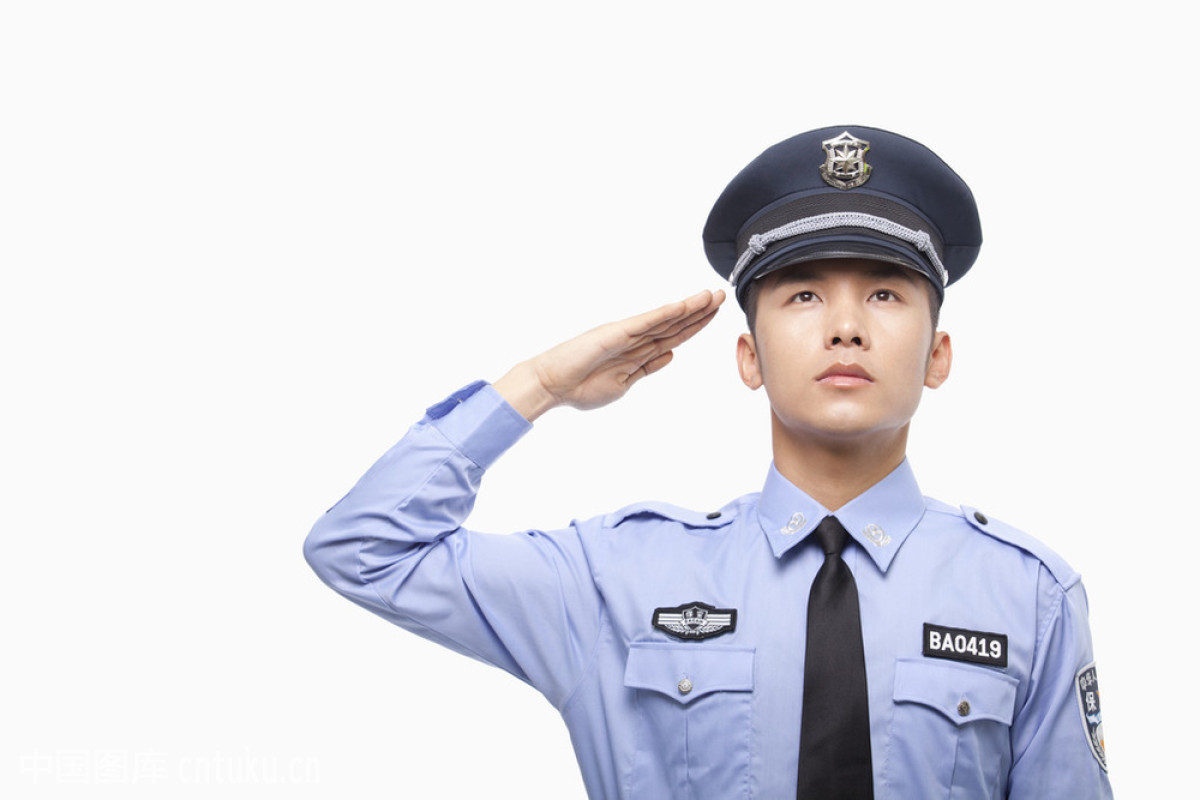 15.睁大眼睛和心脏看问题。